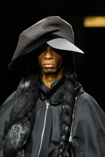 Look 35